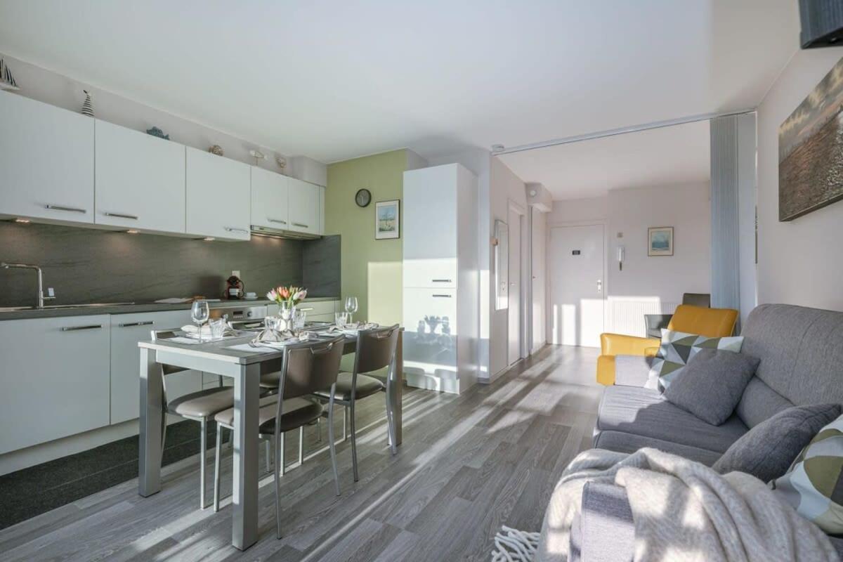 Ferienwohnung Huswell - Charming Studio With Terrace Nearby The Beach Middelkerke Exterior foto