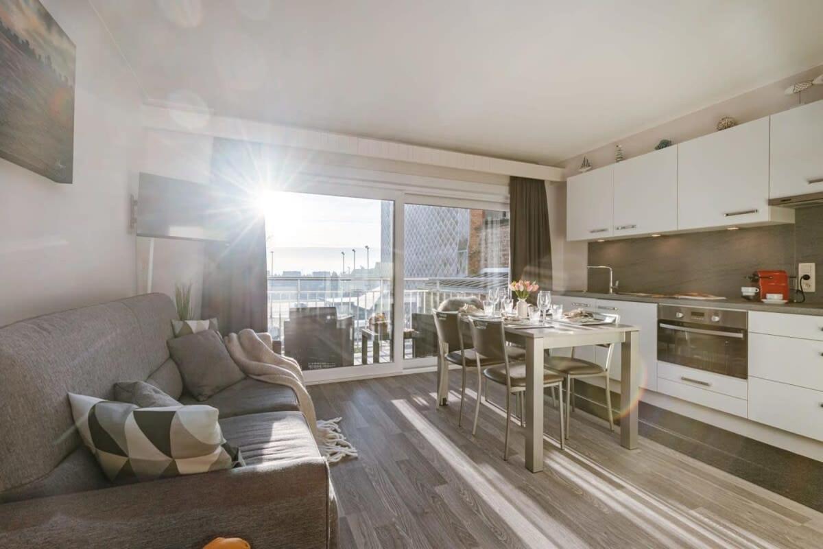 Ferienwohnung Huswell - Charming Studio With Terrace Nearby The Beach Middelkerke Exterior foto