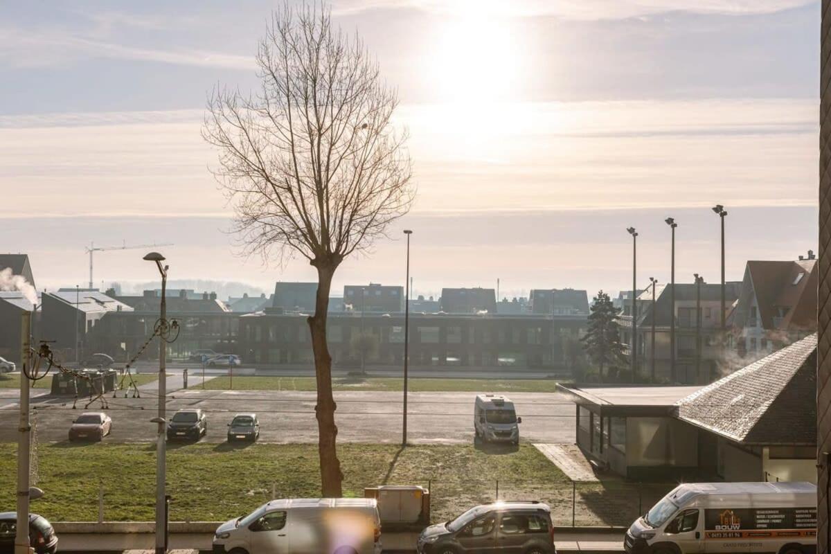 Ferienwohnung Huswell - Charming Studio With Terrace Nearby The Beach Middelkerke Exterior foto